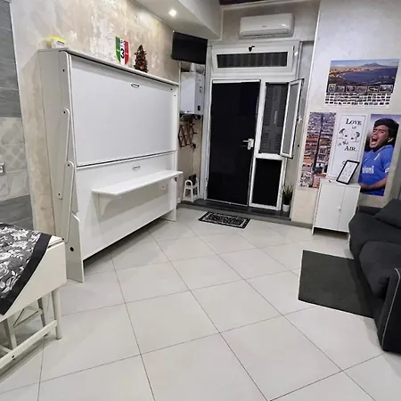 Caratteristico Loft Napoletano, 'a Casa 'e Peppino Holiday home Naples